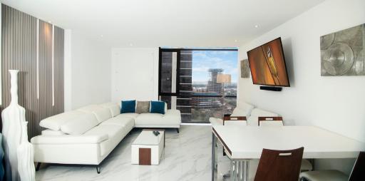 Suite 14 Bellini I, Puerto Santa Ana, Guayaquil - Housity