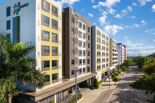 EVEN Hotel Miami - Airport, an IHG Hotel - Housity