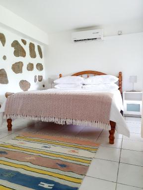 Rose Self Catering - Housity