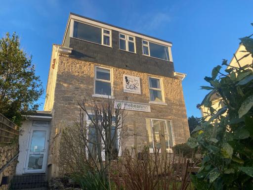 Coast Accommodation - Housity