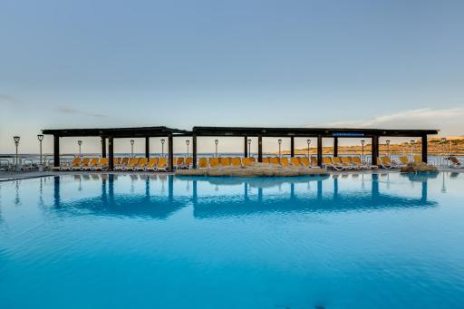 AX Sunny Coast Resort & Spa - Housity