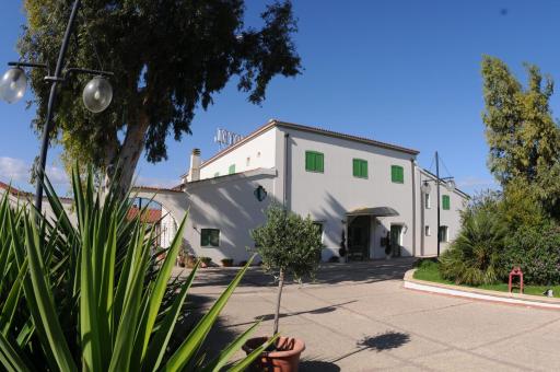 Hotel Masseria Marziale - Housity