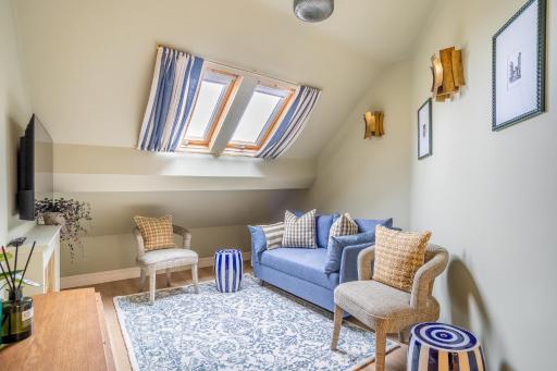 The Attic on the historic Shambles York, sleeps 4 - Housity