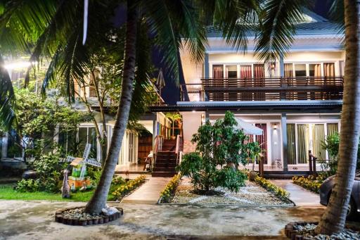 Ruen Yim Homestay Amphawa - Housity