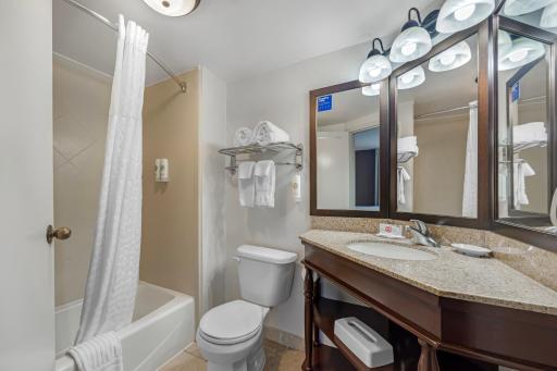 Comfort Inn Downtown - Housity