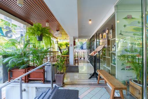 Sabai Sathorn Service Apartment - Housity