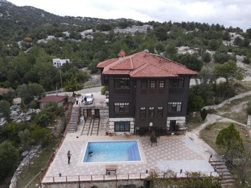 Ali Paşa Konağı - Housity