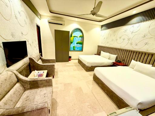 Blue Moon Residency - Housity