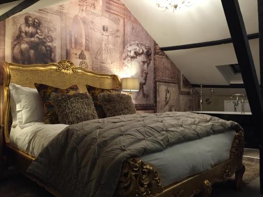 The Town House BnB - Hizvo