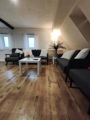 Zuhause G24 in Bönnigheim - Bis zu 6 Personen - 5 Minuten bis Tripsdrill - Housity