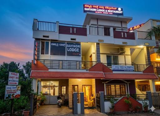 Sahyadri Lodge and Restaurant - Housity
