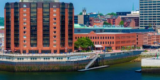 Hilton Saint John - Housity