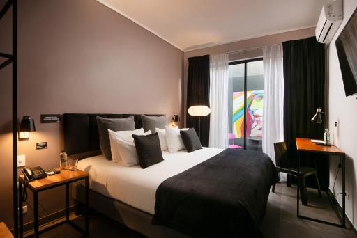 The PopCity Hotel - Housity