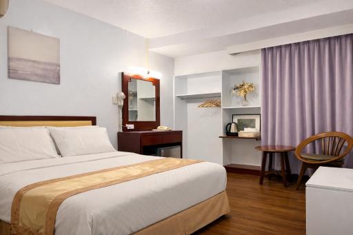Inn Sun Hotel - Housity