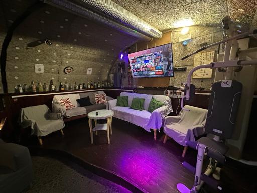 whole basement former pub 5 for Stag do - Housity