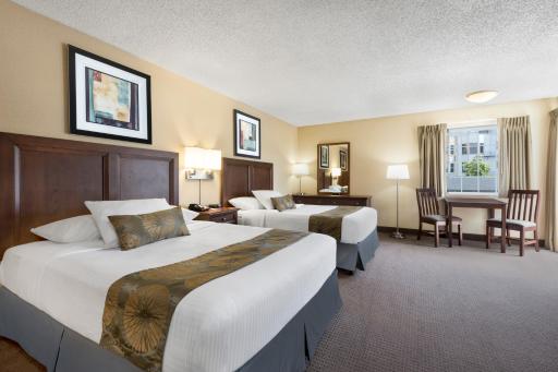 Travelodge by Wyndham San Francisco Bay - Housity