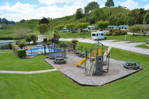 Waitomo TOP 10 Holiday Park - Housity