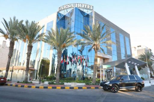 Larsa Hotel - Housity