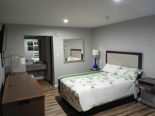 Bel Air Motor Lodge - Housity