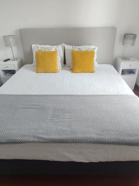 Alexia Room - Housity