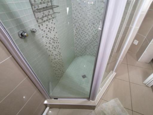 Seaview Apartment Amanzimtoti - Housity