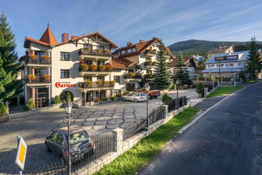 Pensjonat Carmen - Housity