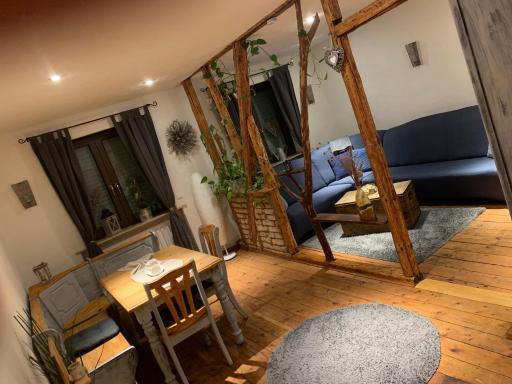 Zum Jandel - Housity