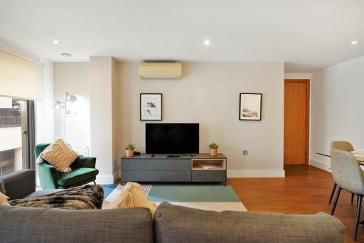 Modern Apartments in Bayswater Central London FREE WIFI & AIRCON by City Stay Aparts London - Housity