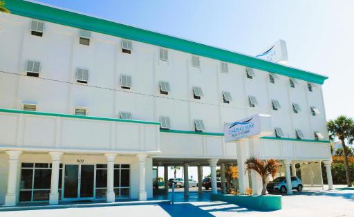 Chateau Mar Beach Resort - Housity
