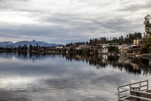 The Haus On Mirror Lake - Housity