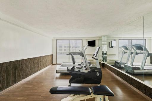 Fiesta Inn Express Chihuahua - Housity