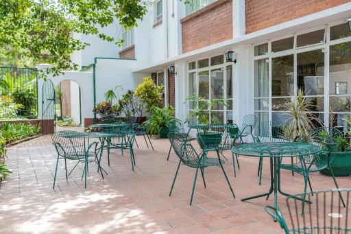 Baines Bed & Breakfast - Housity