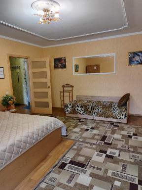 Апартаменти на Вул Перемоги 8 дрiб 3 - Housity