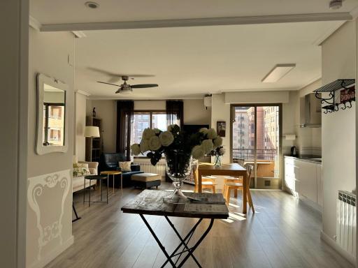 Apartamento La Estambrera II con Wifi y Aire Acondicionado - Housity