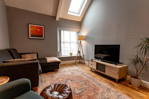 Stylish Tenby Apartment, Great Location, Parking - Hizvo