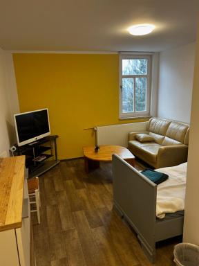 Ferienwohnung 3 mit 5 Zimmern Küche 2 Bäder - Housity