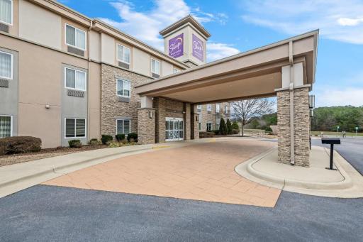 Sleep Inn & Suites Jasper I-22 - Housity