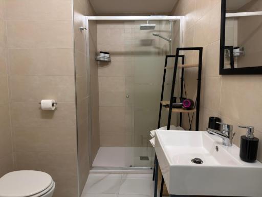 Vi Luxury Room - Housity