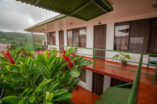 Hostal Nuevo Arenal downtown, private rooms with bathroom - Housity