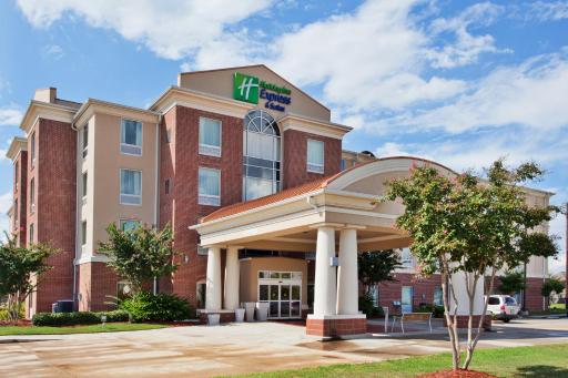 Holiday Inn Express & Suites Baton Rouge East by IHG - Housity