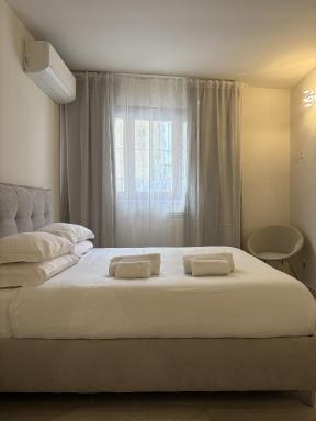 7Suites - Housity