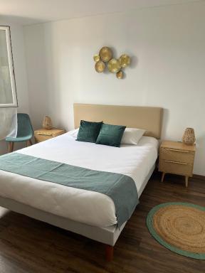 Hotel De Provence - Housity