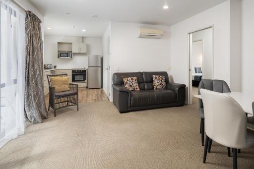ASURE Phoenix Motor Inn - Housity