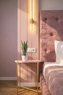 Soft Pink Apartment - Housity