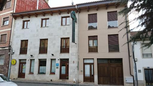 Hostal Pineda - Housity