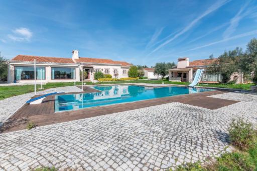 Casal do Aviador - Housity