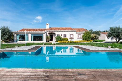 Casal do Aviador - Housity
