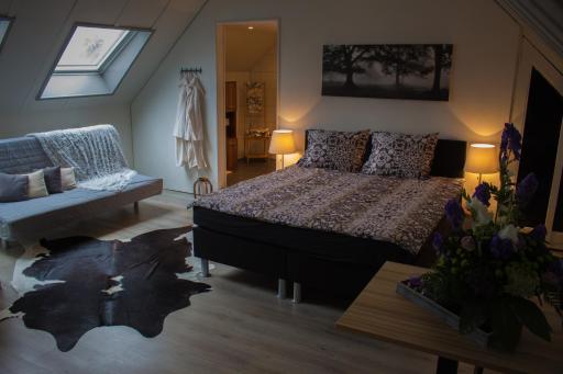 Sistazz Bed&Breakfast - Housity