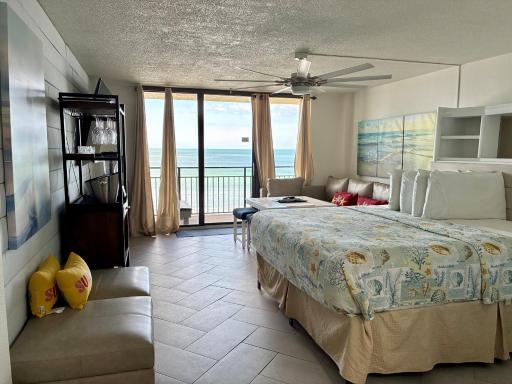 Daytona Beach Hawaiian Inn - Housity