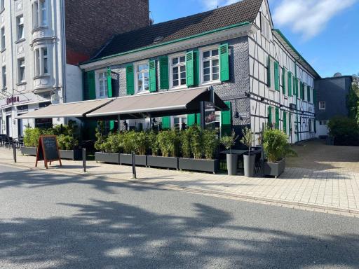 Hotel zum Postwagen - Housity
